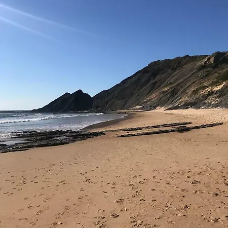 Royal Blue Ocean - Hiking And Beach Homestay szállás Aljezur