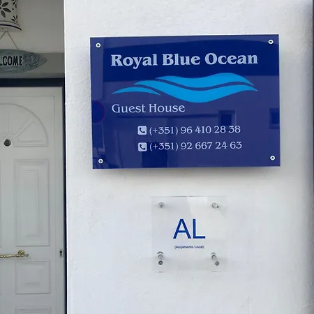 Royal Blue Ocean - Hiking And Beach *